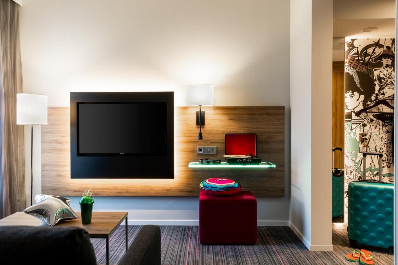 Moxy Glasgow Sec Экстерьер фото