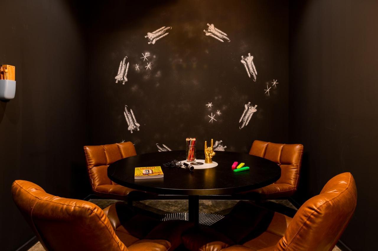 Moxy Glasgow Sec Экстерьер фото