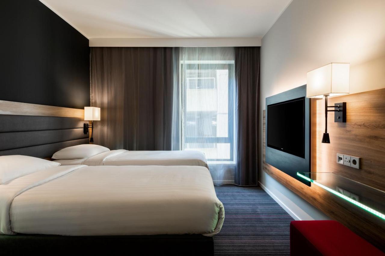 Moxy Glasgow Sec Экстерьер фото