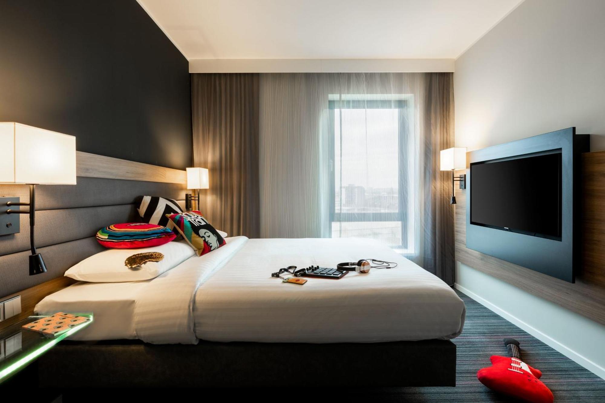 Moxy Glasgow Sec Экстерьер фото