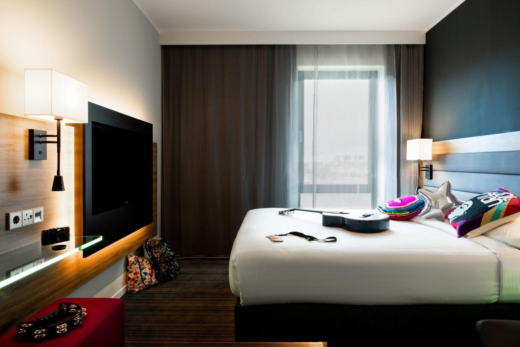 Moxy Glasgow Sec Экстерьер фото